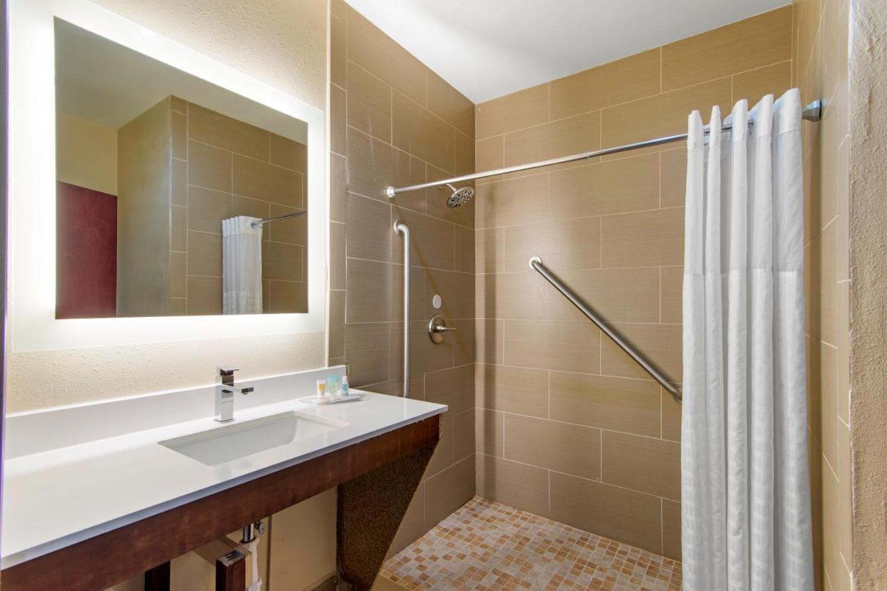 Comfort Suites Locust Grove Atlanta South Buitenkant foto